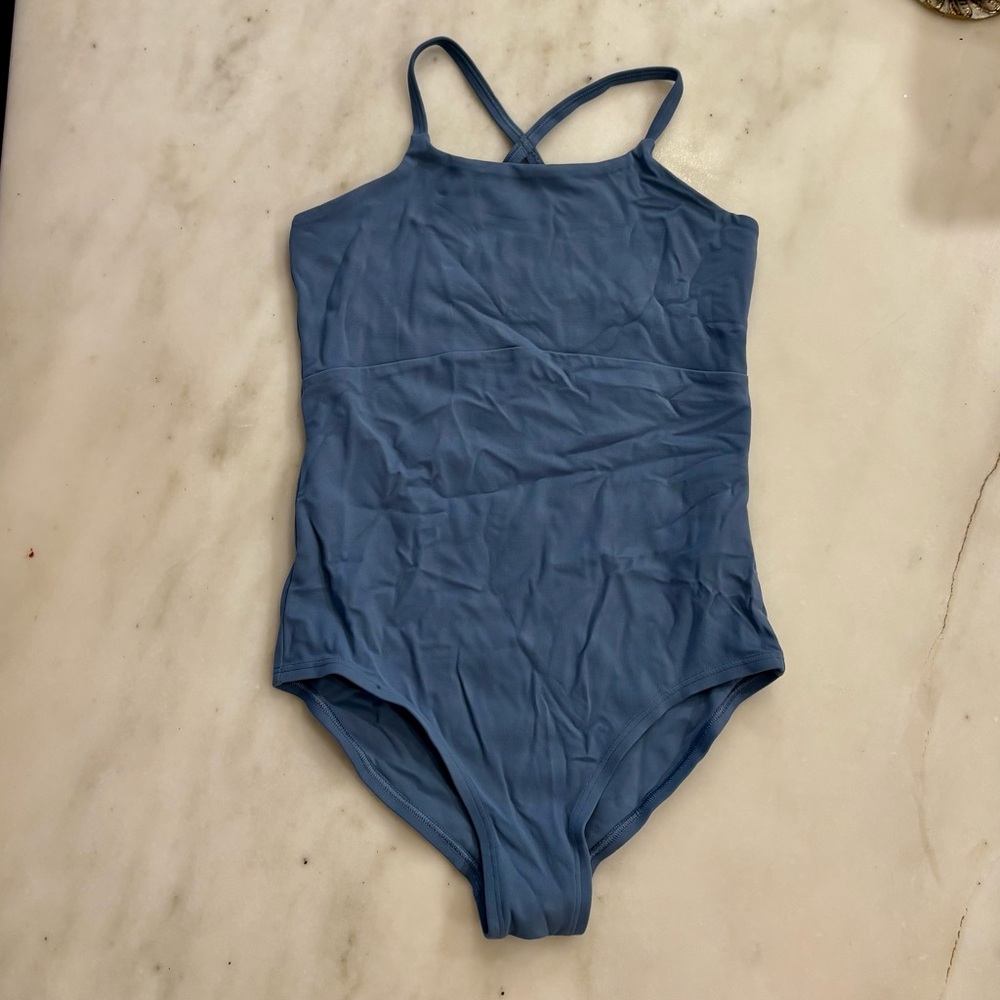 Athleta Girl Got Your Back Leotard in cottage blue M/8-10 NWOT - Picture 4 of 6